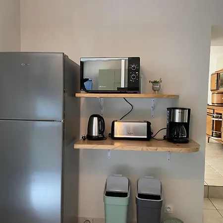 Paisible, Confort Avec Grand Terrain, Garage, Wi-fi, Proche Du Mans Et De La Vallee Du Loir Country house