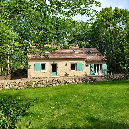 Paisible, Confort Avec Grand Terrain, Garage, Wi-fi, Proche Du Mans Et De La Vallee Du Loir * Saint-Georges-de-la-Couee